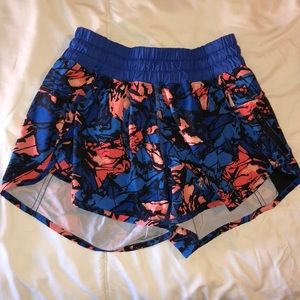 LULULEMON SHORTS